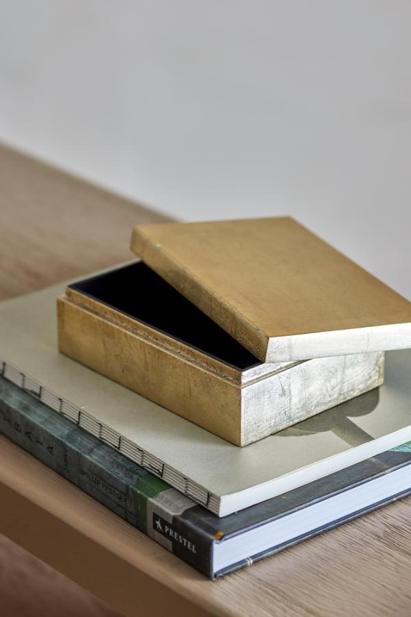 Nenon Box w/Lid, Gold, FSC®100%, MDF L15,5xH5xW11 cm